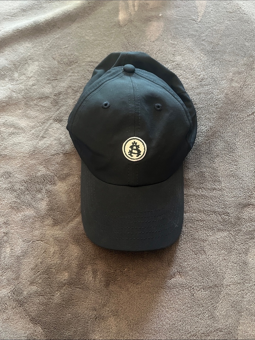 Shoreacres CC golf hat - never worn, navy